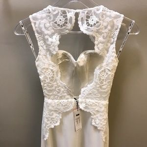 NWT Chi Chi London Petite White Lace Open Back